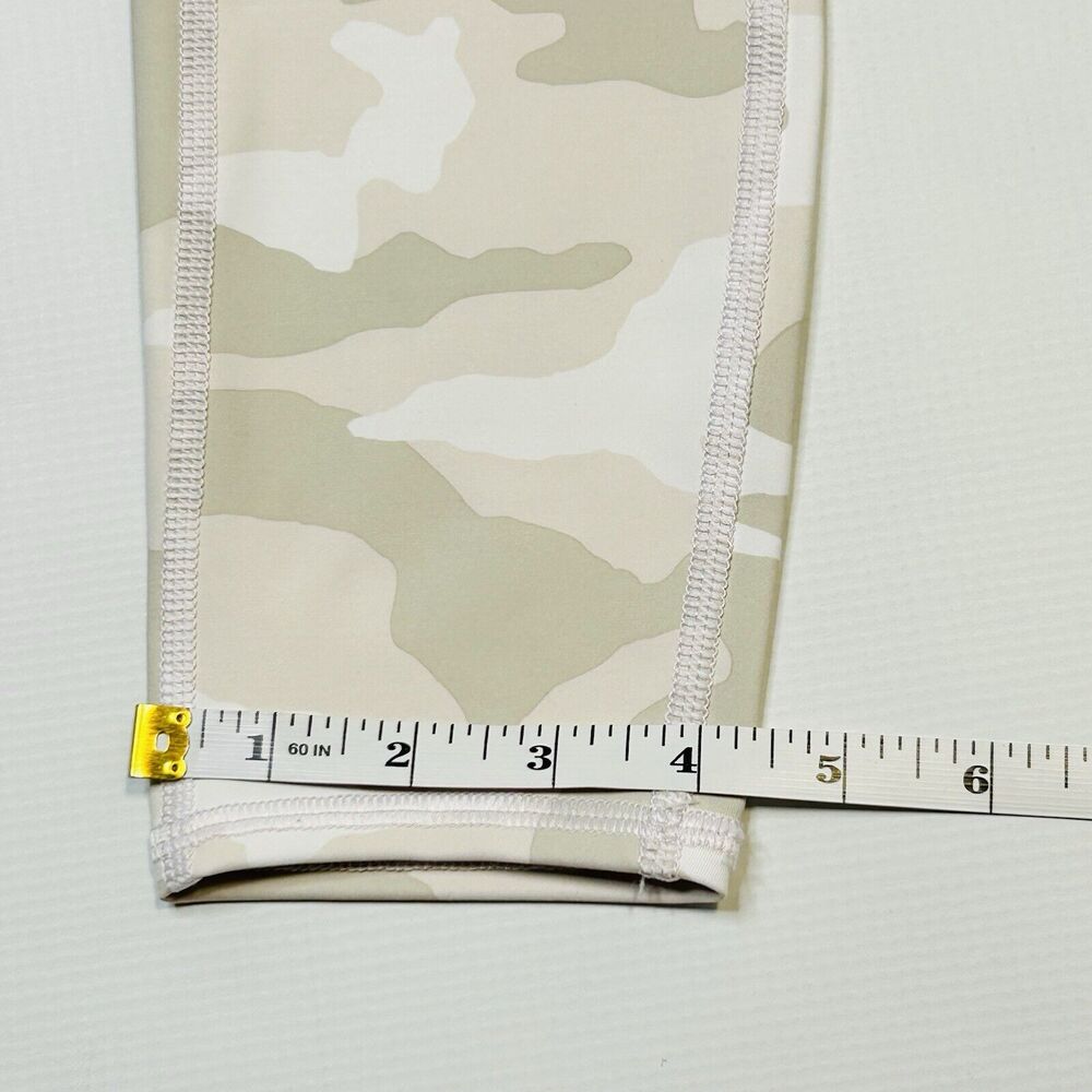 Athleta Womens Camo Contender 7/8 Tight leggings White Beige Size XS - Picture 10 of 13